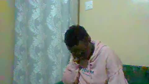 Snapshot of lilycute19 chatting on 02/25/26, 08:40 lilycute19 online show from 02/25/26, 08:40