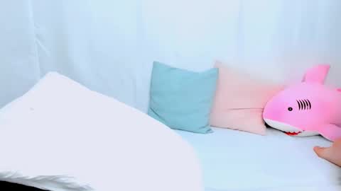 Snapshot of lilydavisss chatting on 10/10/25, 02:43 lilydavisss online show from 10/10/25, 02:43