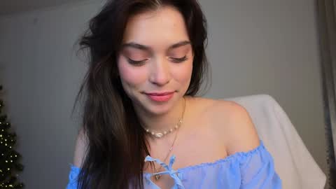 Lily   online show from 01/14/25, 06:49