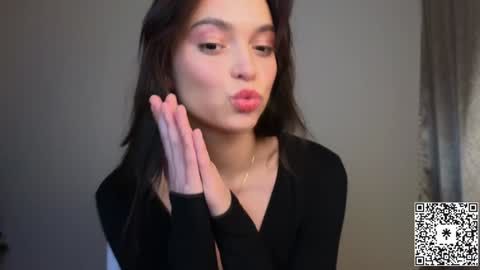 Lily   online show from 01/20/25, 05:59