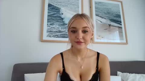 lilyflex online show from 04/02/26, 12:41