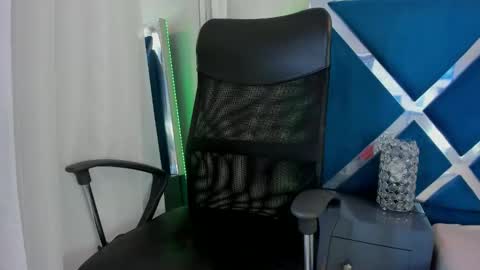 Sweetie Lily online show from 03/09/26, 01:37