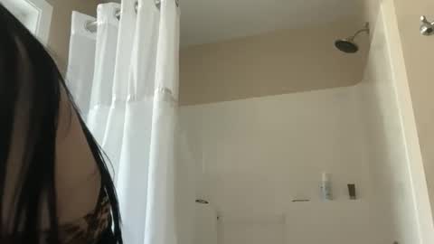 Lily Grace online show from 05/20/26, 12:06