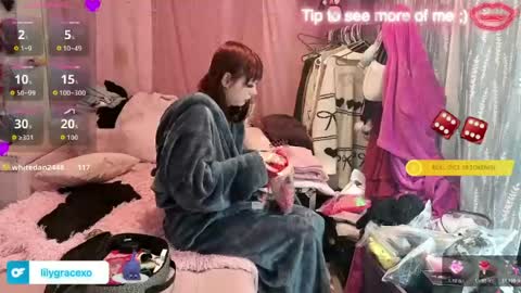 Snapshot of lilygracexoxo chatting on 06/17/26, 11:16 Lily Grace online show from 06/17/26, 11:16