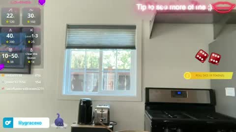 Snapshot of lilygracexoxo chatting on 07/21/26, 10:23 Lily Grace online show from 07/21/26, 10:23