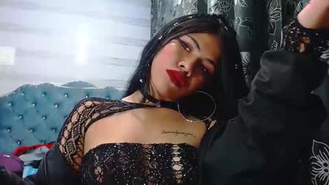 lilyjamesx online show from 02/20/25, 01:36