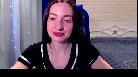 Lily online show from 02/21/26, 08:15