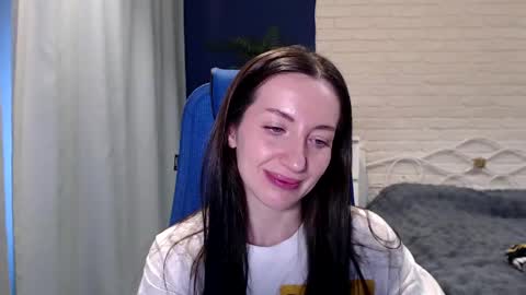 Snapshot of lilymellow chatting on 05/12/26, 08:55 Lily online show from 05/12/26, 08:55