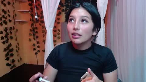 lilymoon_018 online show from 05/05/26, 01:08