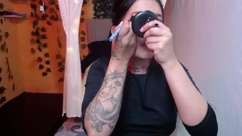 lilymoon_018 online show from 05/20/26, 01:17