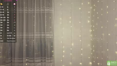 Snapshot of lilyrose1_ chatting on 04/21/26, 04:56 You can call me Li ... online show from 04/21/26, 04:56