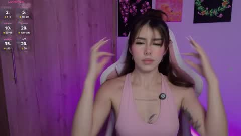 Snapshot of lilyrouse_ chatting on 04/03/26, 03:26 lily help me to collect more cosplay online show from 04/03/26, 03:26