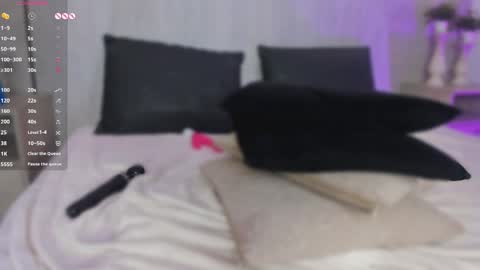 Snapshot of lilyrousse_ chatting on 04/16/26, 07:36 online show from 04/16/26, 07:36