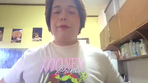 Snapshot of lilysette chatting on 05/09/26, 08:52 lilysette online show from 05/09/26, 08:52