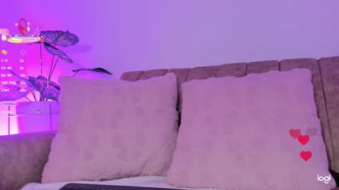 Lily  online show from 09/12/25, 09:31