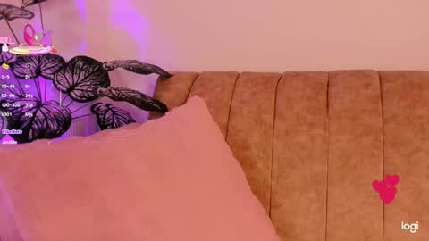 Lily  online show from 09/29/25, 09:47