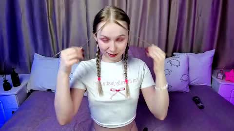Lilian online show from 03/07/25, 03:51