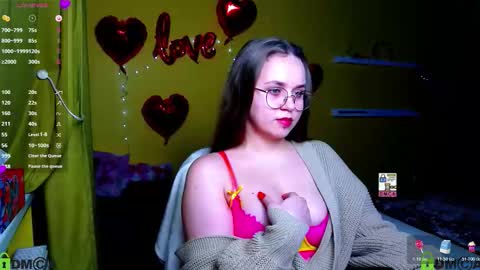 Lily online show from 02/01/26, 06:39