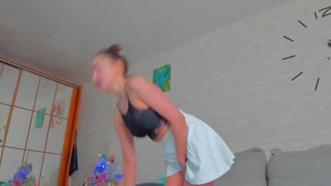 lilyt_007 online show from 12/18/24, 02:53