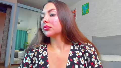 lilyt_007 online show from 10/04/25, 01:25