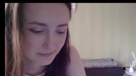 Snapshot of lilyxsky chatting on 02/26/25, 03:30 LilyXSky online show from 02/26/25, 03:30