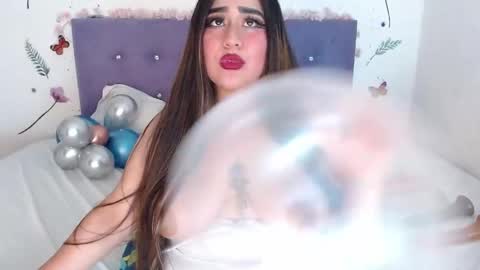 Lin  online show from 04/11/26, 01:43