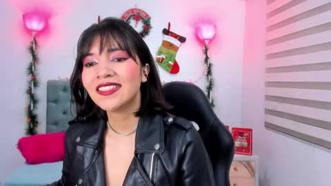  Lina Bedoya  online show from 12/12/24, 11:40