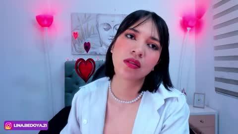  Lina Bedoya  online show from 02/12/25, 11:51