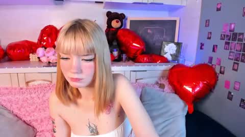 Snapshot of lina_blueeyed chatting on 02/10/25, 08:09 Lina blueeyed    GMT3 1100-1700 Mon Wed Thu Sat Sun online show from 02/10/25, 08:09