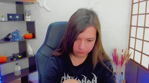 Lina online show from 12/14/24, 02:12