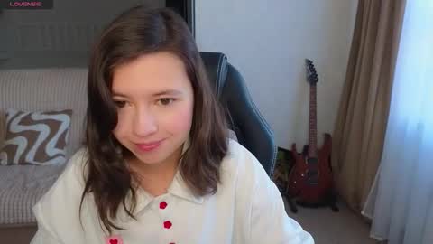 Lina online show from 10/01/25, 04:07