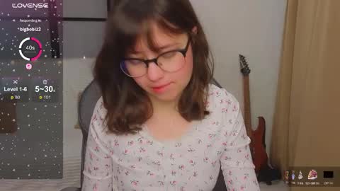 Snapshot of lina_brownie chatting on 12/23/25, 03:15 Lina online show from 12/23/25, 03:15