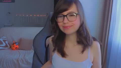 Snapshot of lina_brownie chatting on 03/25/26, 04:07 Lina online show from 03/25/26, 04:07