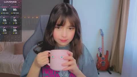 Snapshot of lina_brownie chatting on 04/19/26, 10:47 Lina online show from 04/19/26, 10:47