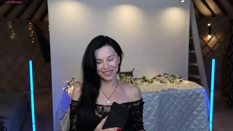 lina_flore online show from 05/27/26, 09:23