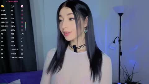 Lina online show from 11/20/25, 03:45