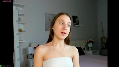 Snapshot of lina_massey chatting on 04/21/26, 12:34 lina_massey online show from 04/21/26, 12:34
