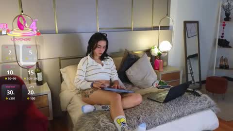 Snapshot of lina_montclair chatting on 03/12/26, 07:42 Lina online show from 03/12/26, 07:42