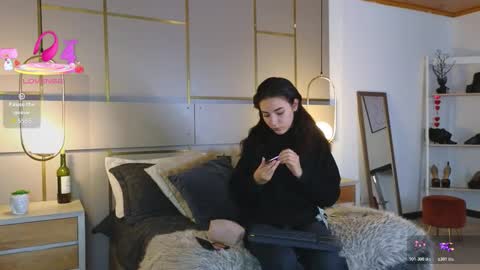 Snapshot of lina_montclair chatting on 03/14/26, 01:27 Lina online show from 03/14/26, 01:27