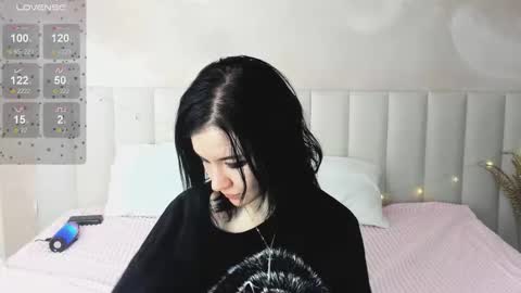 lina_moony online show from 01/13/26, 02:17