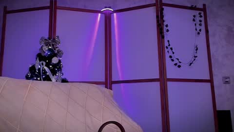 Snapshot of lina_n_kitty chatting on 01/10/25, 11:54 Lina - online show from 01/10/25, 11:54