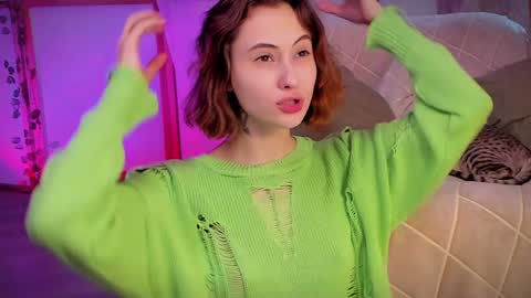 Snapshot of lina_n_kitty chatting on 01/16/25, 09:27 Lina - online show from 01/16/25, 09:27