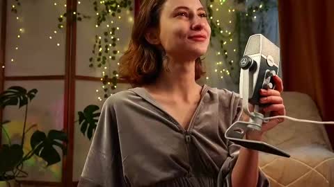 Snapshot of lina_n_kitty chatting on 02/22/25, 02:19 Lina - online show from 02/22/25, 02:19