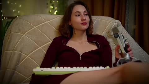 Snapshot of lina_n_kitty chatting on 03/01/25, 08:31 Lina - online show from 03/01/25, 08:31