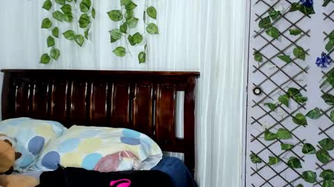 paola online show from 02/26/25, 03:21