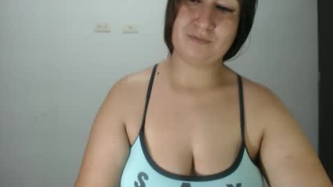 Snapshot of lina_playful chatting on 03/11/26, 04:18 iiisabella online show from 03/11/26, 04:18