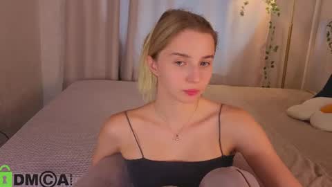 Snapshot of lina_reeds chatting on 07/06/26, 12:51 LINA online show from 07/06/26, 12:51