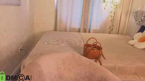 Snapshot of lina_reeds chatting on 07/08/26, 12:48 LINA online show from 07/08/26, 12:48