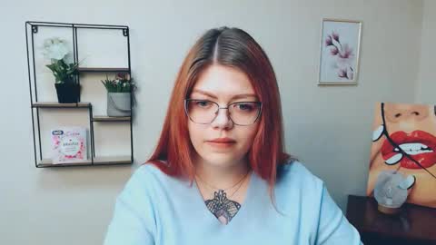 Snapshot of lina_ri chatting on 11/02/25, 11:23 lina_ri online show from 11/02/25, 11:23