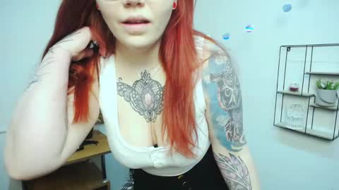 Snapshot of lina_ri chatting on 04/26/26, 01:20 lina_ri online show from 04/26/26, 01:20